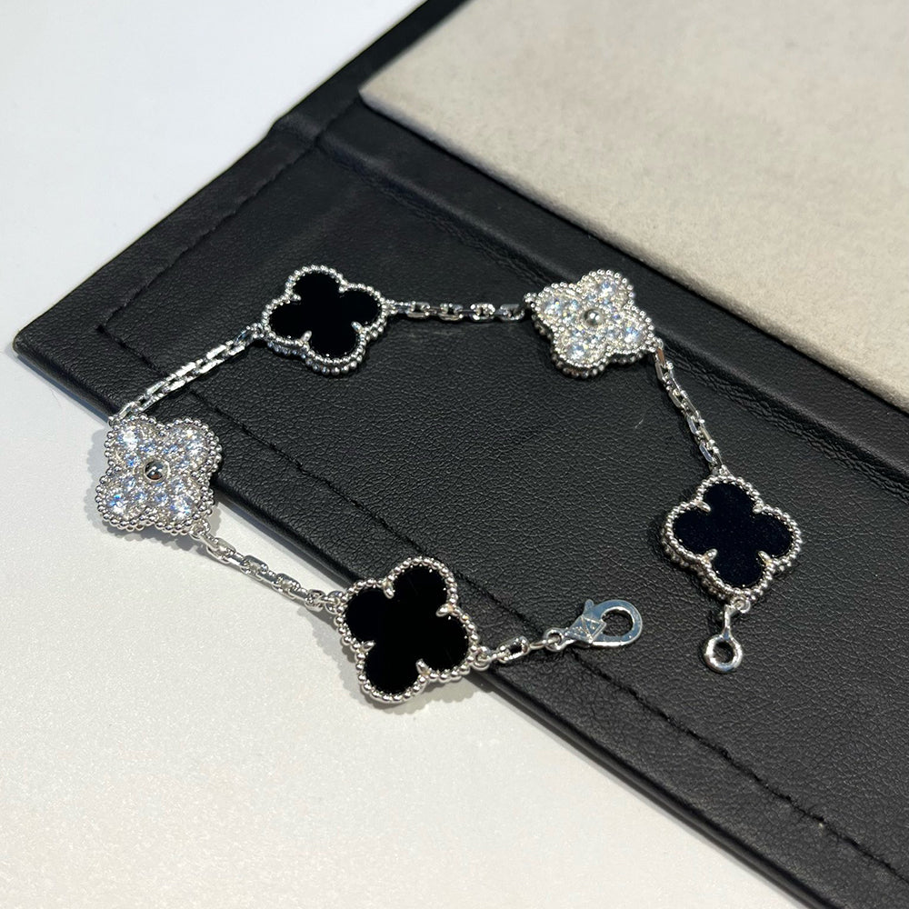 [Cadisa] CLOVER 5 MOTIF ONYXS BRACELET COLLECTION