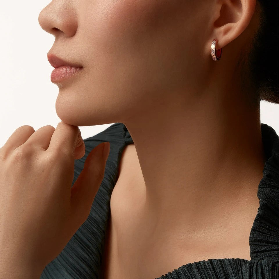 [Cadisa] LOVE 3.3MM DANGLE HALF DIAMOND EARRINGS