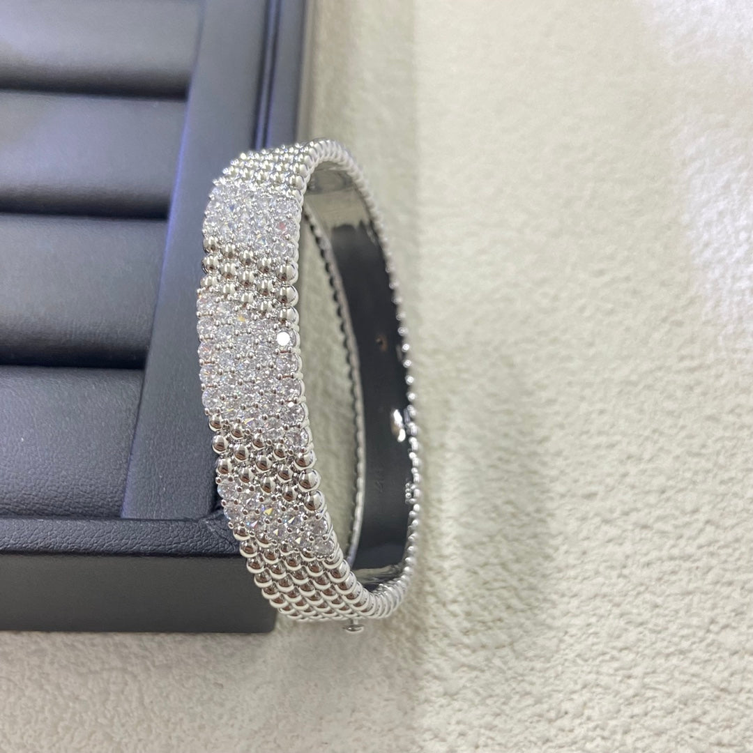 [Cadisa]  FIVE-ROW DIAMOND BRACELET