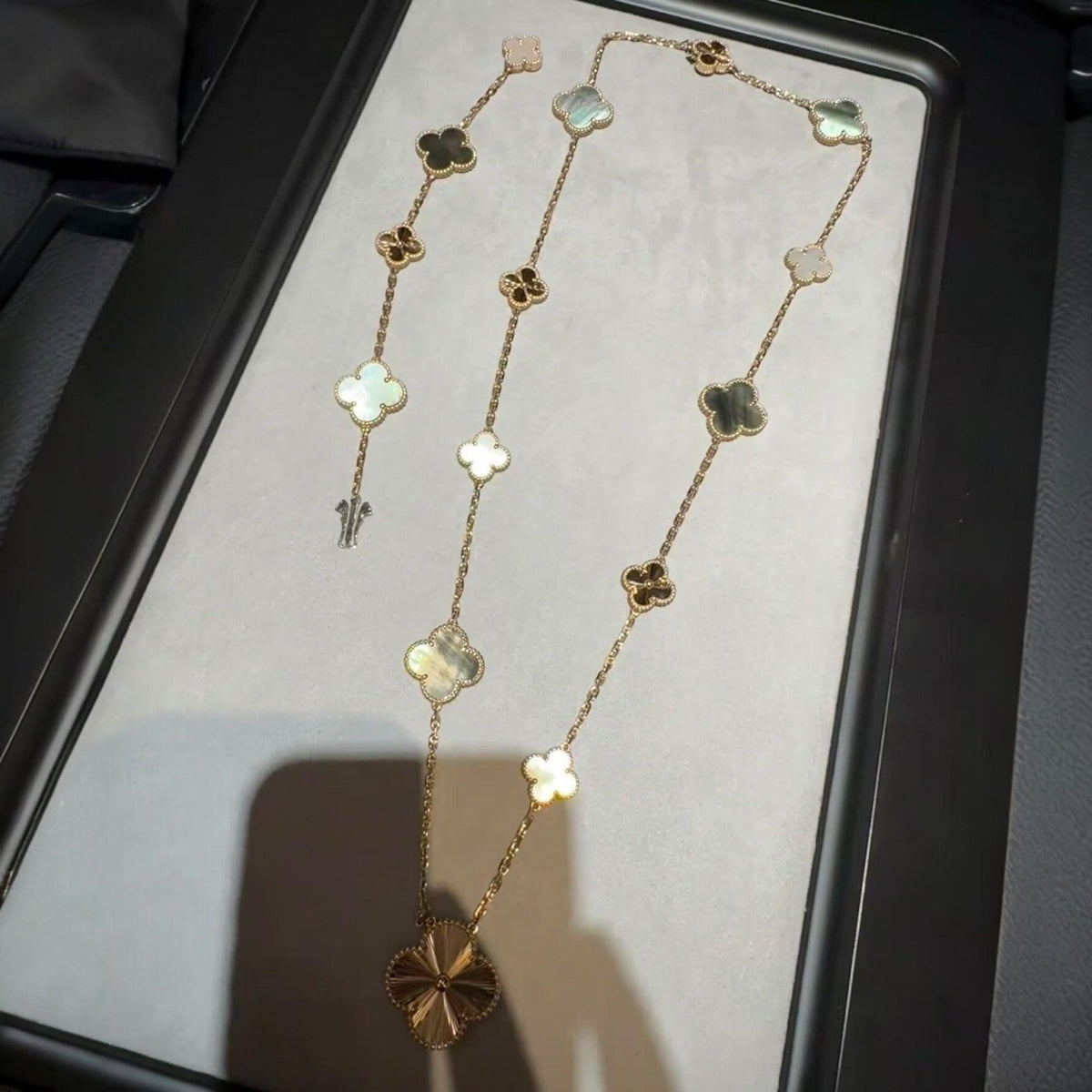 [Cadisa]DETACHABLE CLOVER 15(11+4) FLOWER ROSE GOLD NECKLACE SET
