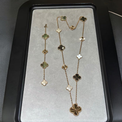 [Cadisa]DETACHABLE CLOVER 15(11+4) FLOWER ROSE GOLD NECKLACE SET