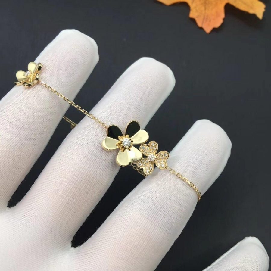 [Cadisa]FRIVOLE GOLD 5 FLOWERS BRACELET