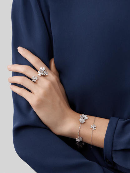 [Cadisa]FRIVOLE SILVER FLOWER DIAMOND BRACELET