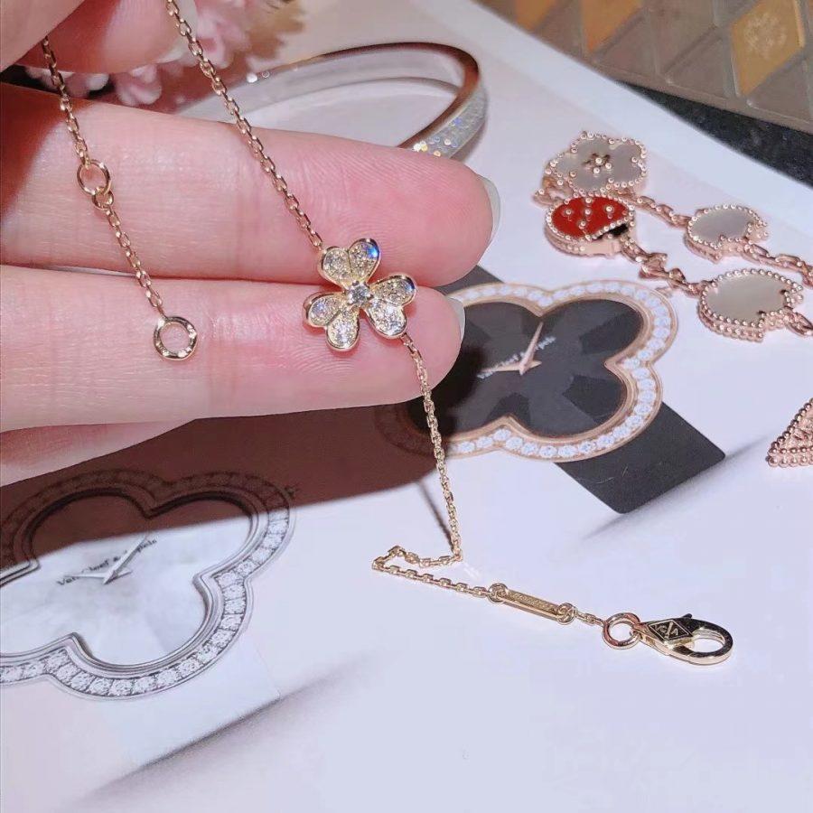 [Cadisa]FRIVOLE GOLD FLOWER DIAMOND BRACELET