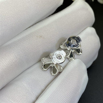 [Cadisa]FRIVOLE MINI SILVER FLOWER EARRINGS