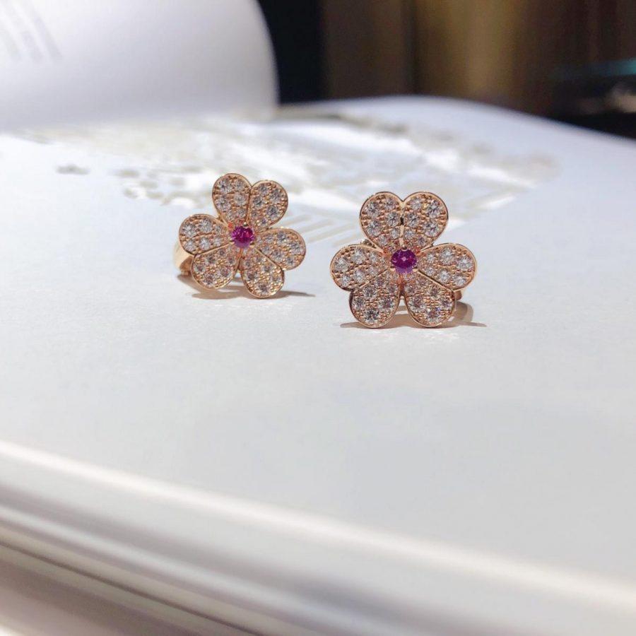 [Cadisa]FRIVOLE PINK GOLD FLOWER DIAMOND EARRINGS