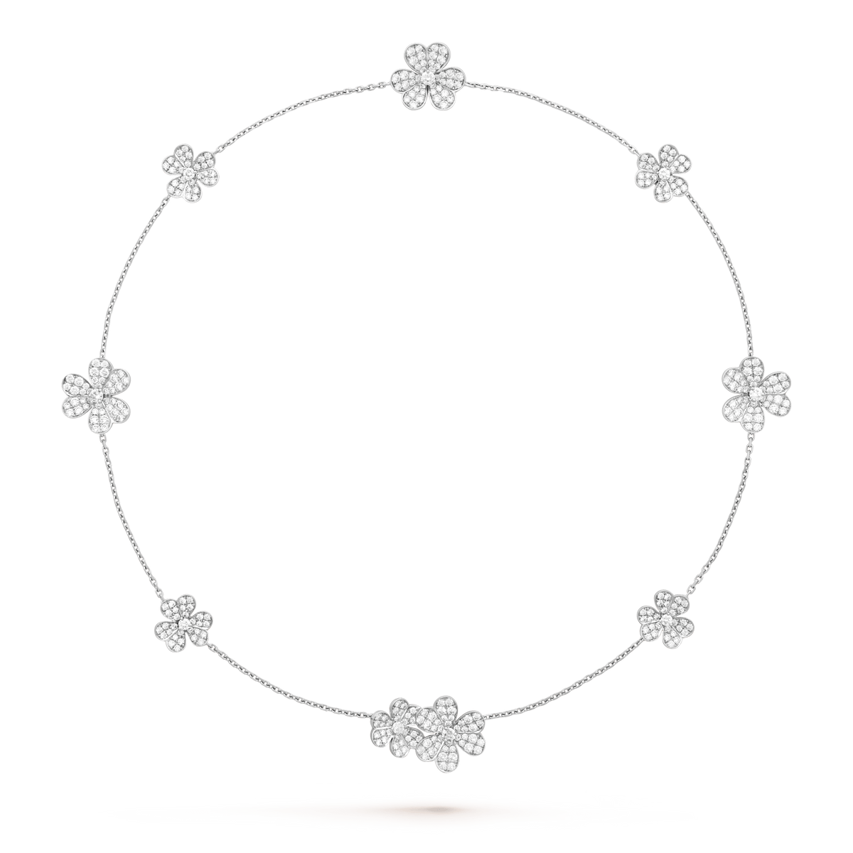 [Cadisa]FRIVOLE SILVER 9 FLOWERS NECKLACE