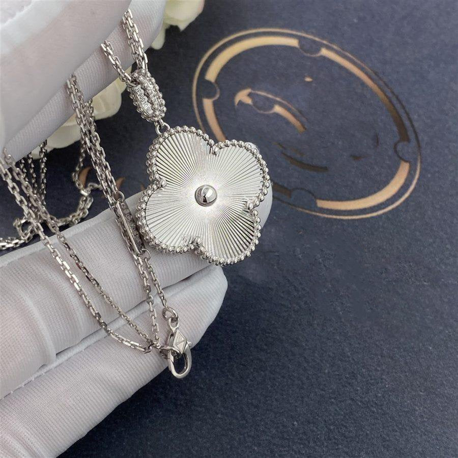 [Cadisa]CLOVER 25MM SILVER BIG CLOVER NECKLACE