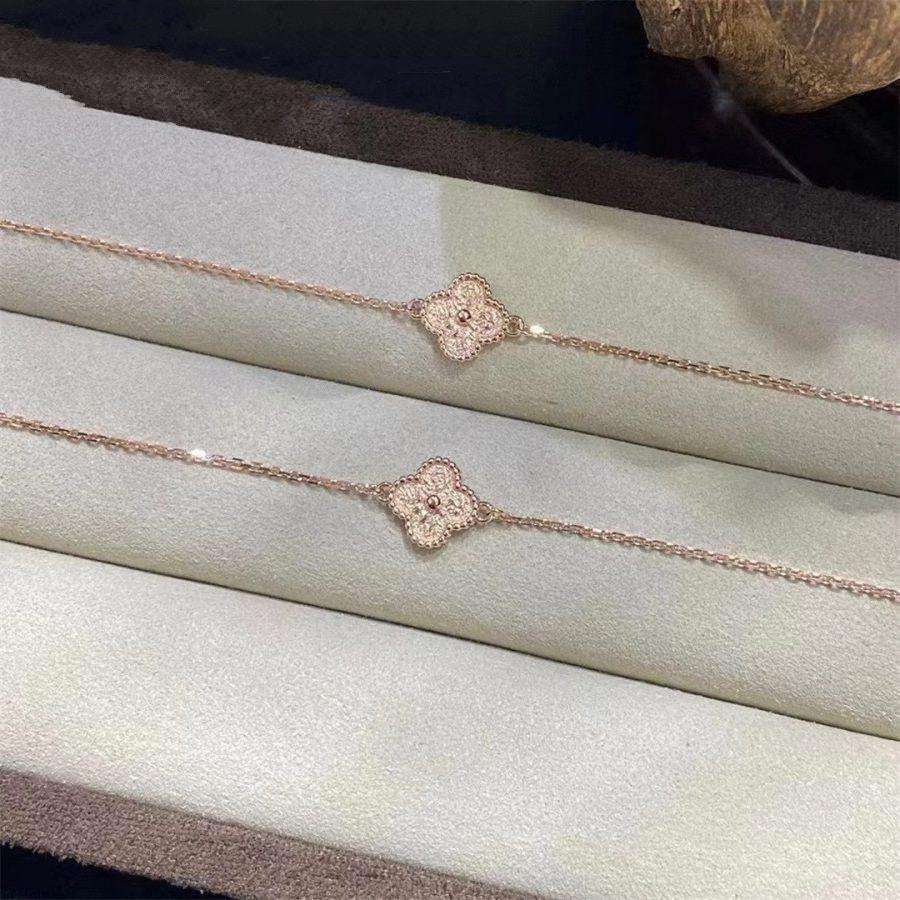 [Cadisa]CLOVER SINGLE FLOWER BRACELET