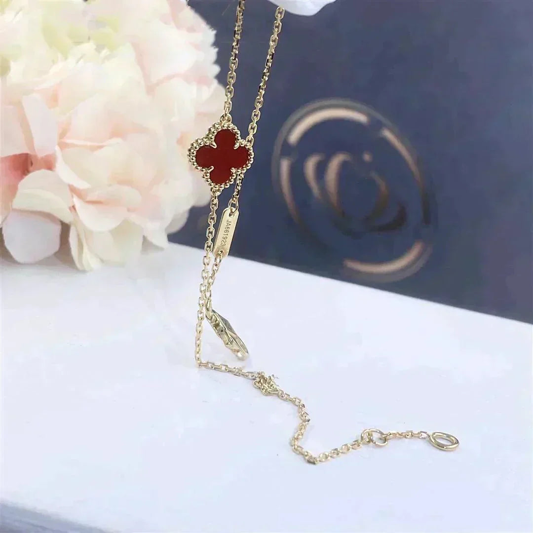 [Cadisa]CLOVER  CARNELIAN SINGLE FLOWER BRACELET