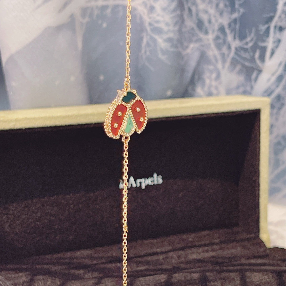 [Cadisa]LUCKY SPRING 1 MOTIF PINK GOLD BRACELET