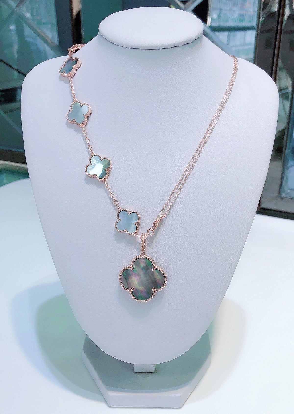 [Cadisa]COMBINED BRACELET 5 MOTIFS AND NECKLACE DARK MOP ROSE GOLD